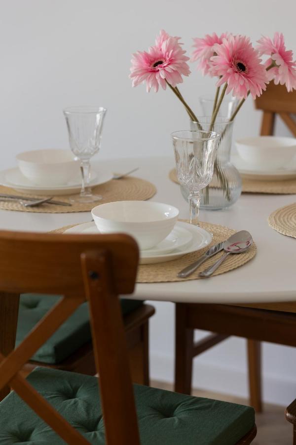 Ursus Sunny Studio For 4 Guests With Parking & Balcony By Noclegi Renters Варшава Экстерьер фото