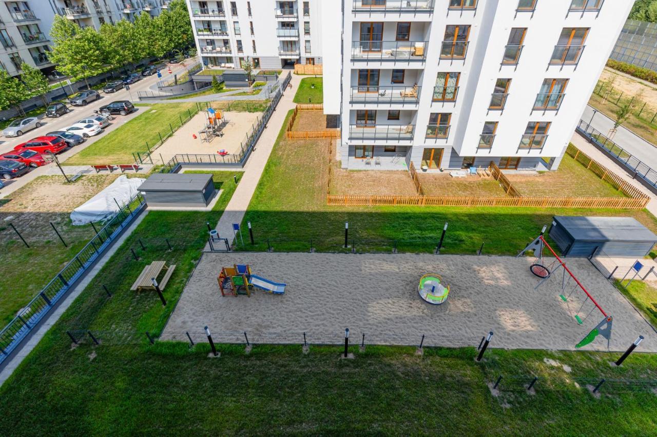 Ursus Sunny Studio For 4 Guests With Parking & Balcony By Noclegi Renters Варшава Экстерьер фото