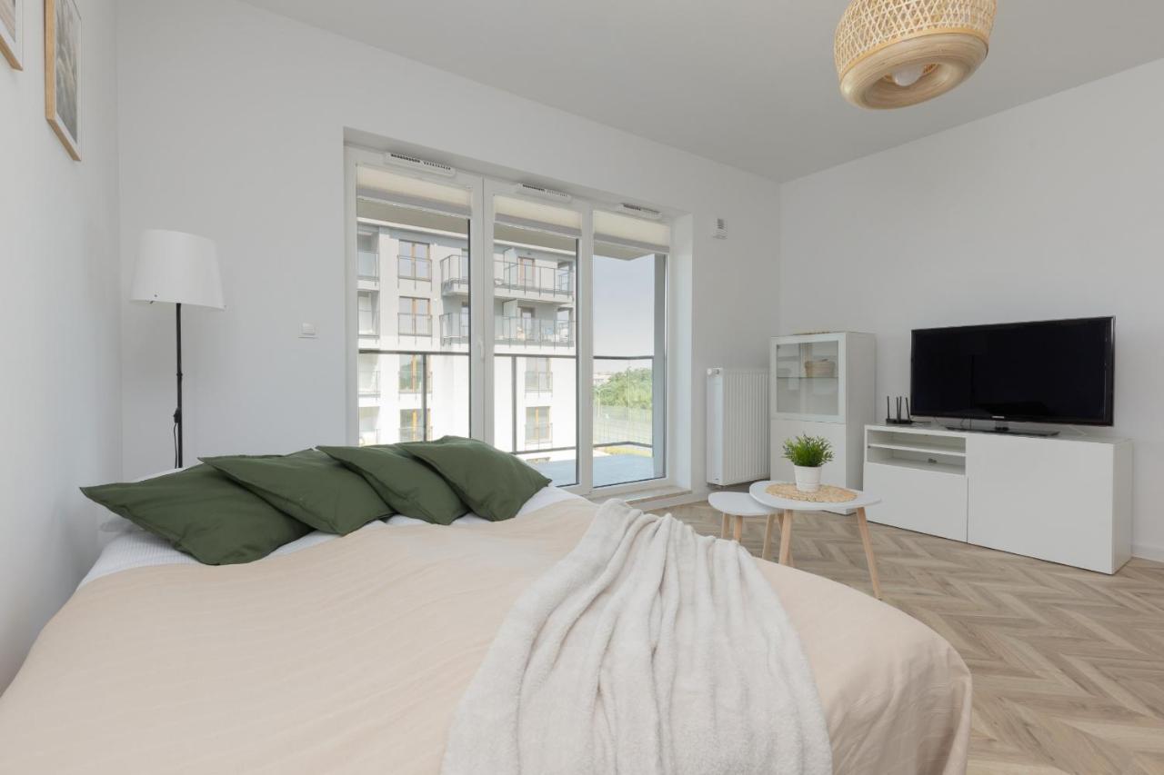 Ursus Sunny Studio For 4 Guests With Parking & Balcony By Noclegi Renters Варшава Экстерьер фото
