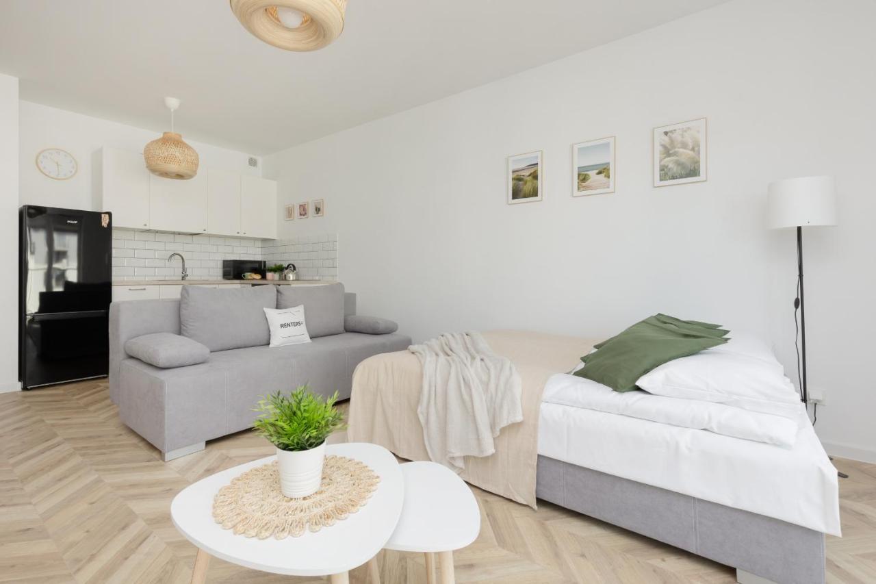 Ursus Sunny Studio For 4 Guests With Parking & Balcony By Noclegi Renters Варшава Экстерьер фото